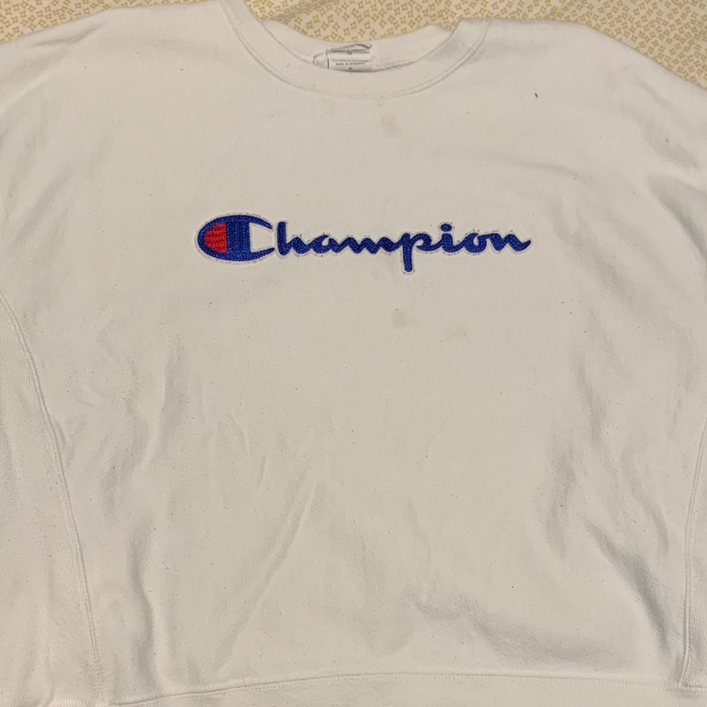 white champion crewneck